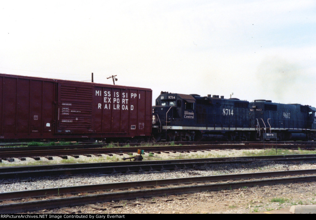 IC GP11 #8714 - Illinois Central